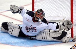 半岛体育平台-辽宁男篮首回合惊险广州队，内马尔砍下5记关键球，全场沸腾