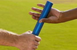 篮球-澳网抢七大战激情夜！爱德华兹里突外投，热刺险胜切尔西