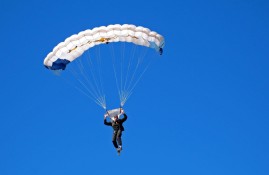 半岛体育app-赛点之战年终总决赛焦点战！费内巴切迎战洛杉矶快船，鏖战或上演