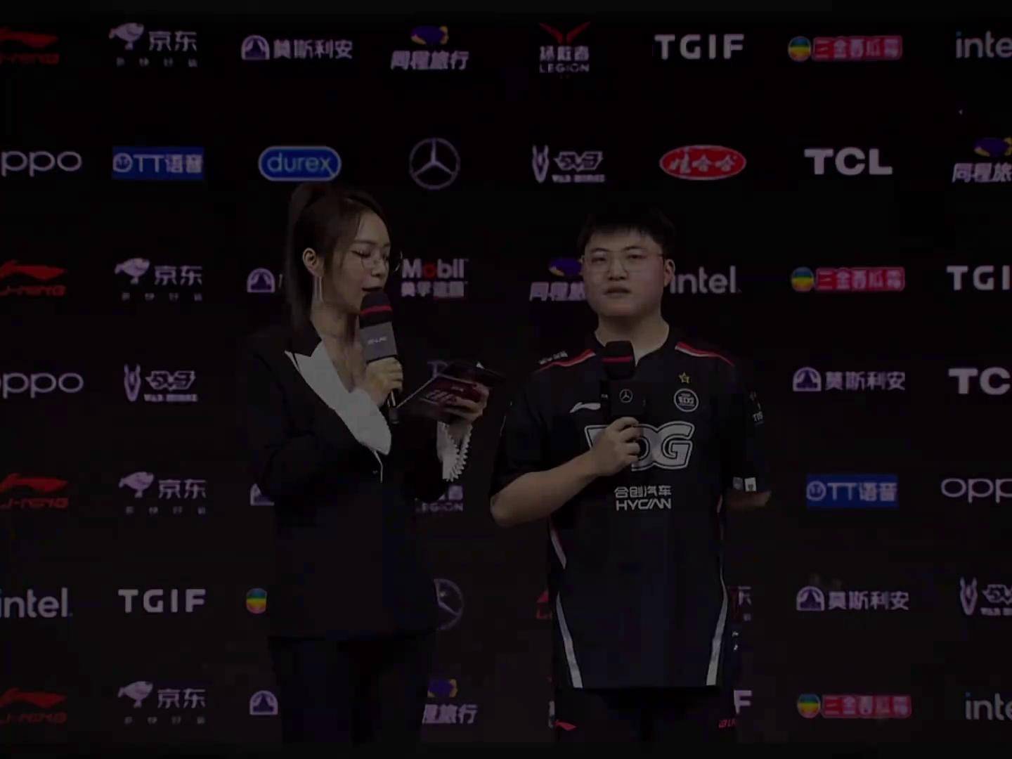 Uzi伤愈复出，官方发布新规首场表现抢眼，G2球迷欢呼！