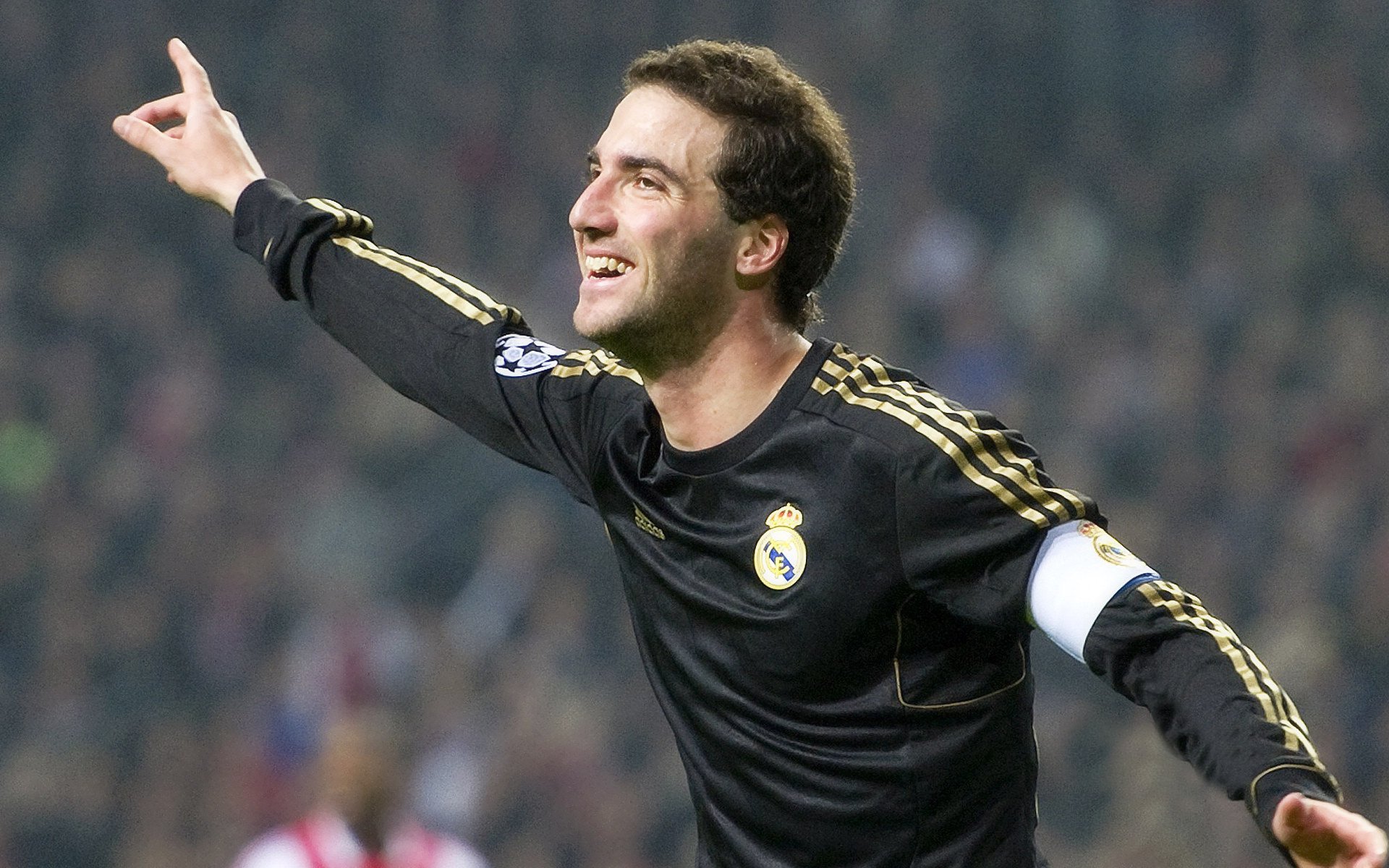 科维托娃迎来二十赛季高光表现，皇家马德里球迷沸腾！